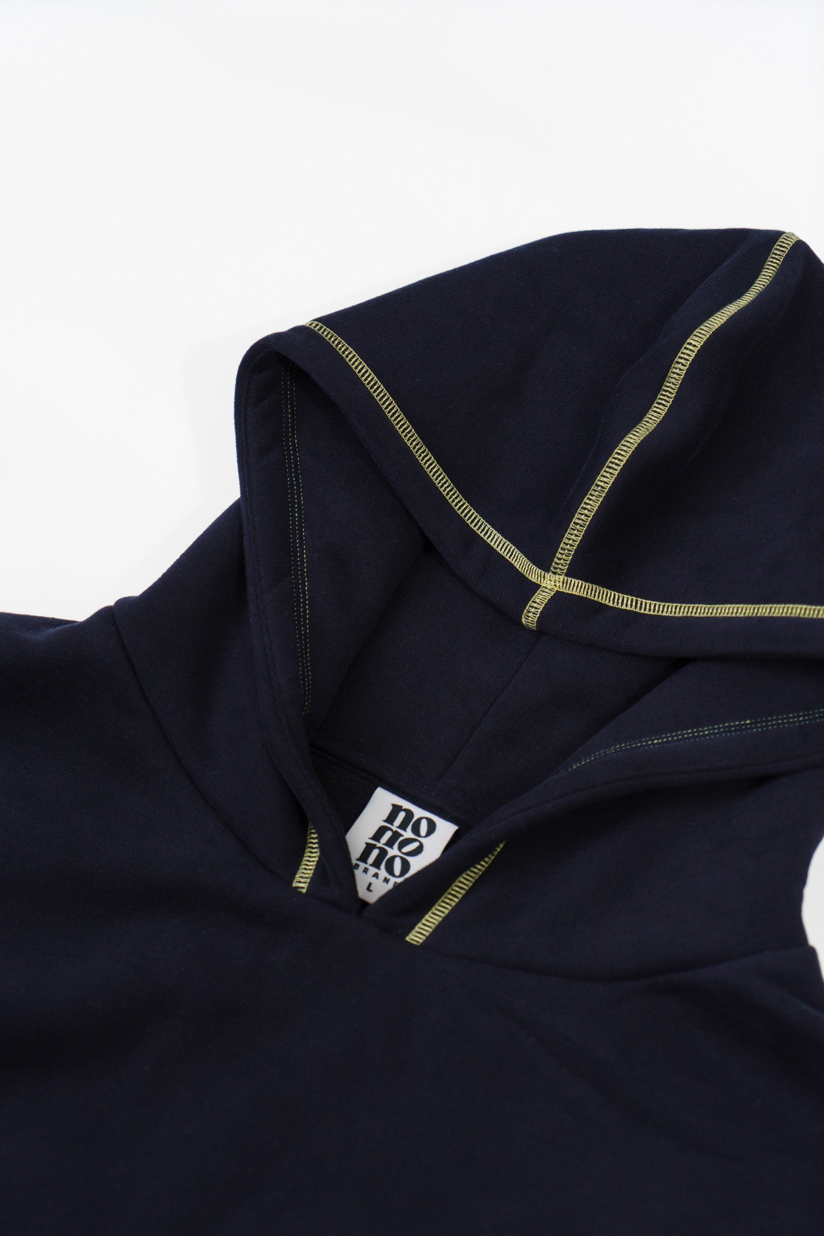 Dunkelblauer Midnight Hoodie – Vorderansicht