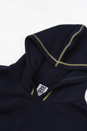 Dunkelblauer Midnight Hoodie – Vorderansicht