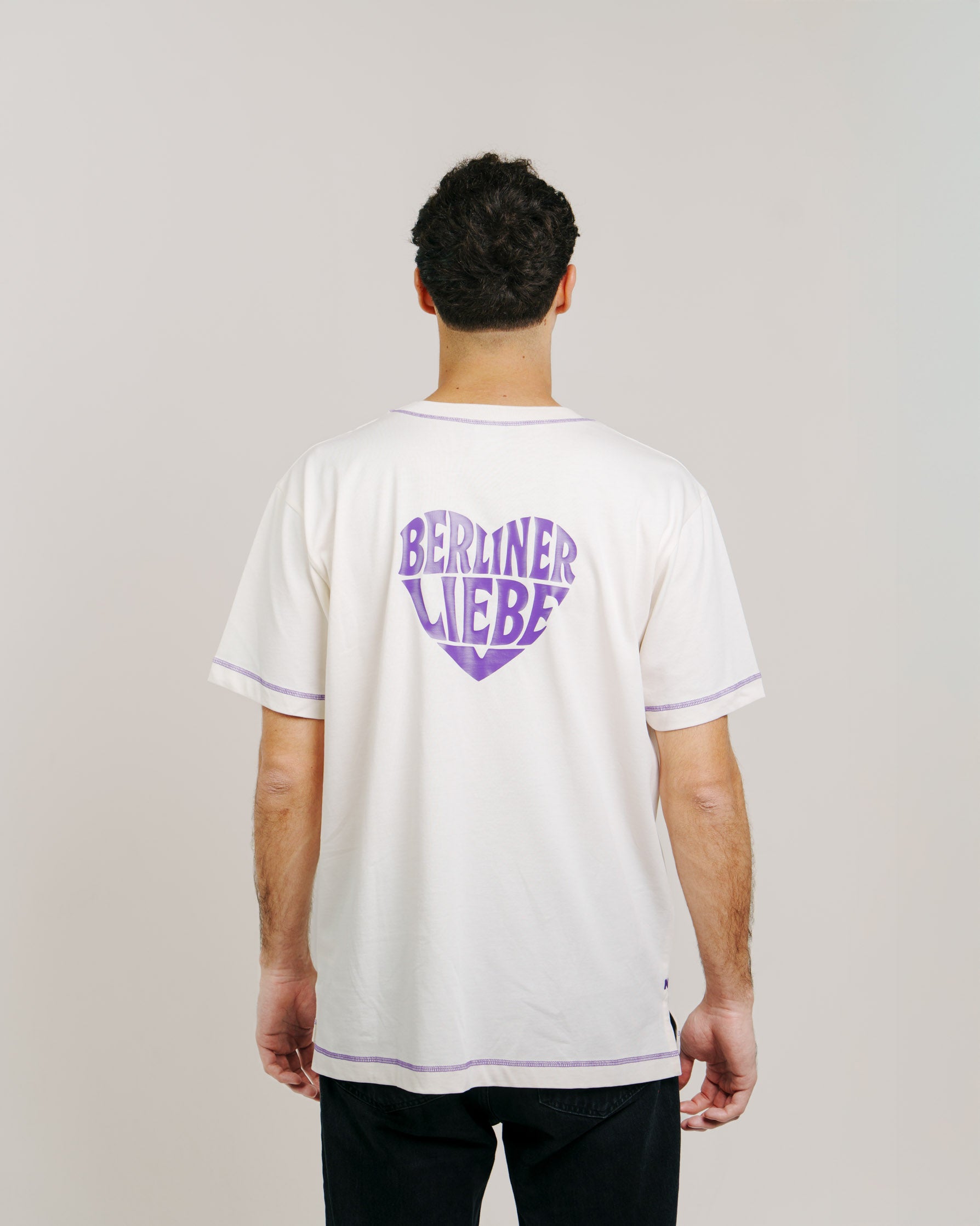 "Berliner Liebe" Essential T-Shirt